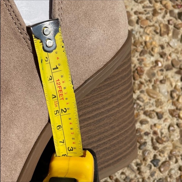 💕Booties💕 - Picture 2 of 3